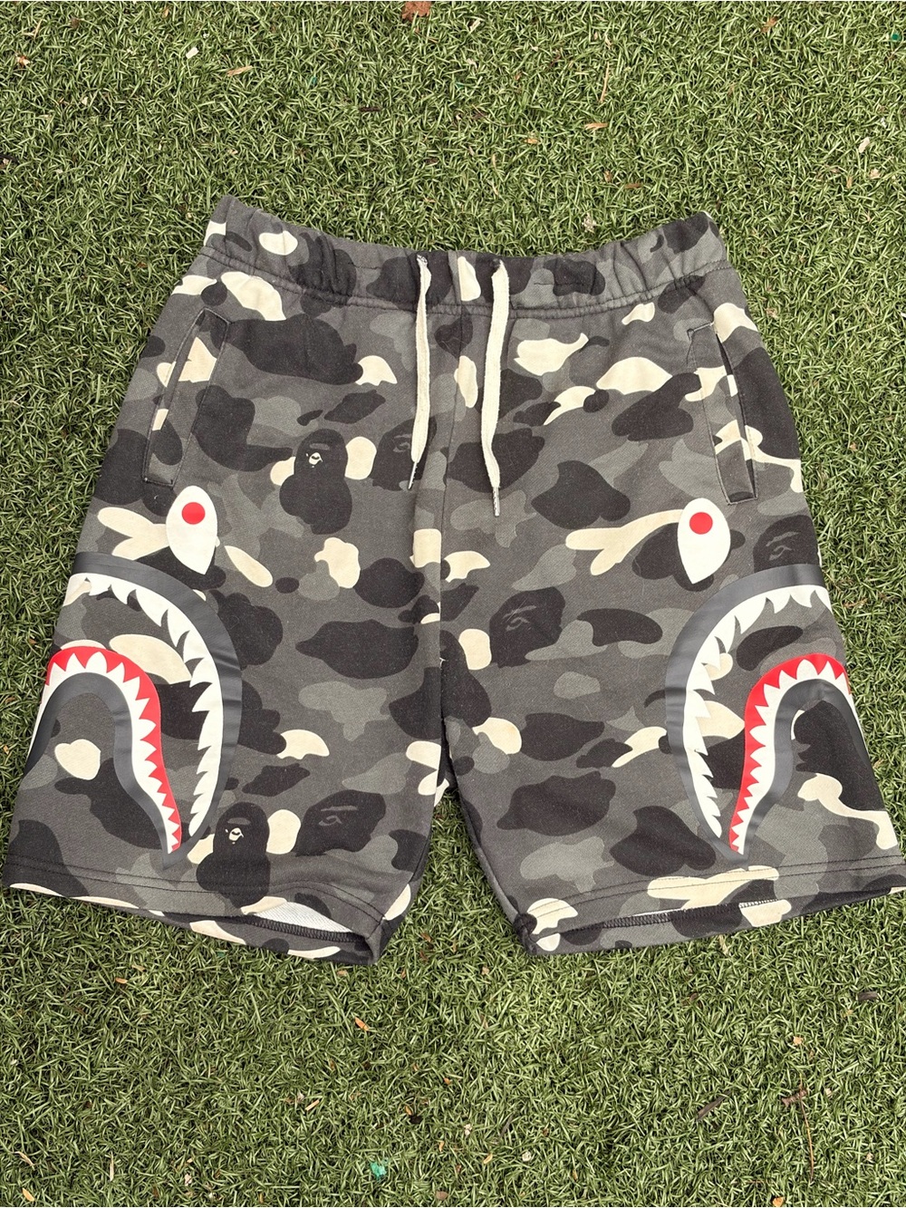 Bape short - Picture 3 of 4